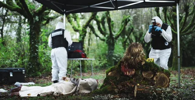 photo  « meurtres en périgord vert » fait partie des derniers numéros diffusés de la collection de france 3.  &copy;  © baptiste langinier - france télévisions - mesdames productions 