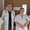photo le docteur whalid fattal, cardiologue au centre hospitalier de flers (orne), avec son équipe paramédicale.