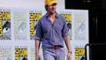 photo  ryan gosling prend la parole sur scène pendant le comic-con international 2025, le 26 juillet 2025, à san diego, en californie. 