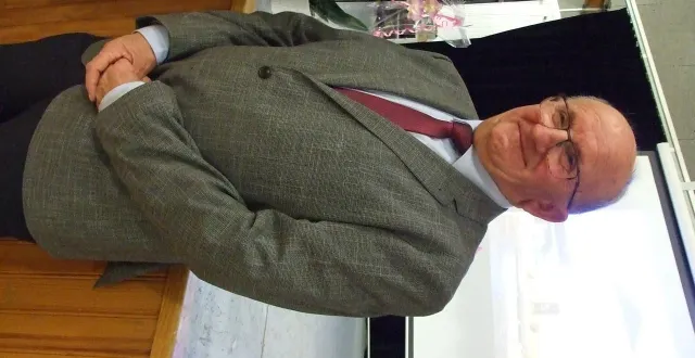 photo  maire sortant à tuffé-val-de-la-chéronne (sarthe), régis bourneuf a dévoilé son programme en vue des élections municipales 2026.  &copy;  ouest-france 