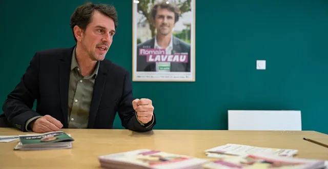 photo  angers, jeudi 26 février 2026. « les angevins ont envie d’avoir un quotidien qui s’améliore », martèle romain laveau, tête de la liste demain angers.  &copy;  co - josselin clair 