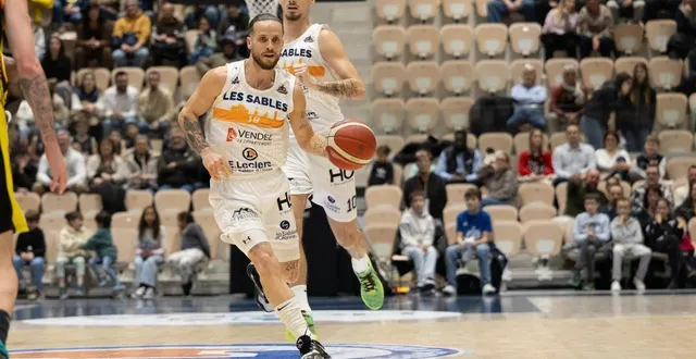 photo  louis prolhac et les sablais visent le top 8.  &copy;  guillaume colter 