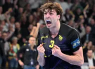 photo  la joie extatique de thibaud briet après la victoire à l’arraché du hbc nantes face à veszprém pour la 13e journée de ligue des champions, jeudi 5 mars 2026. 