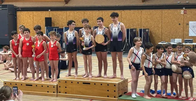 photo  dimanche, au challenge de gymnastique de saint-florent, une équipe des feux follets est montée sur le haut du podium.  &copy;  fournie par les feux follets 