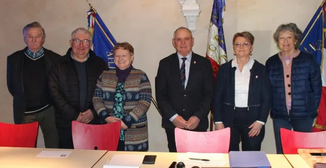 photo  le bureau de l’unc parcé avoise.  &copy;  le maine libre 