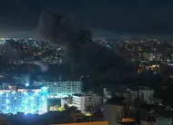 photo  de la fumée s’échappe de la banlieue sud de beyrouth (liban) à la suite d’une frappe israélienne, le 6 mars 2026. 
