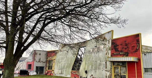 photo  l’entreprise anjou composite, située dans la zone industrielle de maulévrier, près de cholet, a été victime d’un incendie dans la nuit de jeudi 5 à vendredi 6 mars.  &copy;  photo co - lucas rojouan 