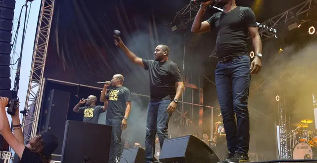 photo  magic system a fait chanter le public lors des tufféeries à tuffé-val-de-la-chéronne (sarthe).  &copy;  ouest-france 