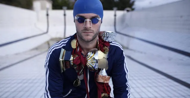 photo  ancien nageur de haut niveau devenu comédien, maxime taffanel avait été applaudi au quai à angers dans « cent mètres papillon » (photo). autre ambiance cette fois, il nous plonge dans le tumulte de la révolution française.  &copy;  archives vo 