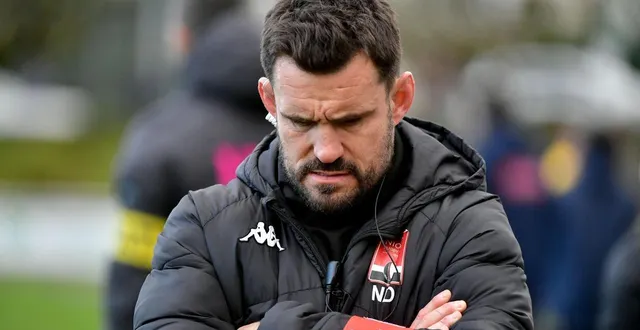 photo  damien neveu, le manager niortais, et ses joueurs traversent une période très compliquée.  &copy;  co - marie delage 