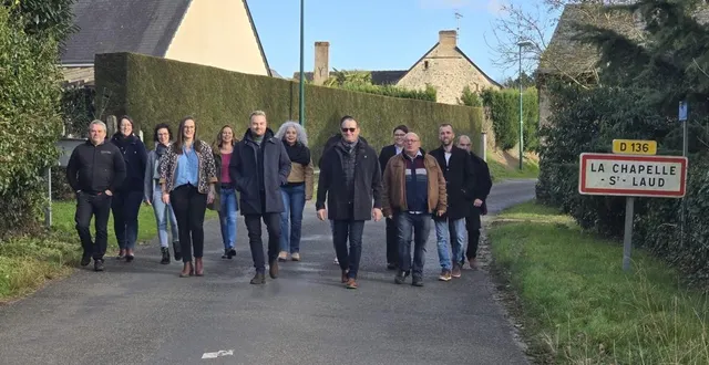 photo  les candidats de la liste « avançons tous ensemble pour notre village ».  &copy;  co 