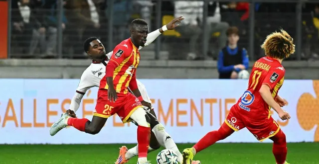 photo  dame gueye et les sang et or affrontent annecy ce samedi 7 mars, lors de la 26e journée de ligue 2.  &copy;  franck dubray / ouest france 