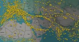 Info insolite  sur les plateformes de suivi de vols en temps réel, comme flightradar24, un trou dans le ciel est clairement visible au-dessus du moyen-orient. une conséquence de la fermeture des espaces aériens de plusieurs pays après le début des bombardements en iran. 