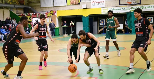 photo  saint-pavin, ici contre tours en février, va tenter de s’imposer en région parisienne pour croire encore au maintien.  &copy;  archives le maine libre 