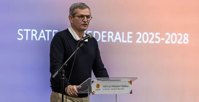 photo  jean-pierre hunckler, président de la fédération française de basket-ball, était en visite à saint-sébastien-sur-loire (loire-atlantique), samedi 7 mars 2026.  &copy;  baptiste mura 