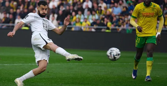 photo  le geste et l’attitude d’amine sbaï : l’une des images du match.    &copy;  simon torlotin / ouest france 