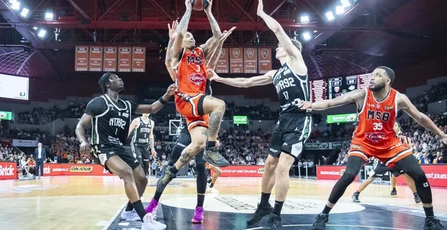 photo  travante williams a une nouvelle fois pesé sur tous les secteurs du jeu, apportant son énergie et son activité des deux côtés du terrain dans les moments clés.  &copy;  dominique breugnot/ouest-france 