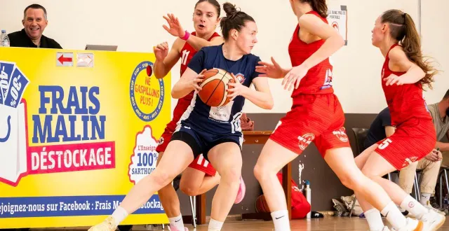 photo  les coulainaises ont dû batailler plus que prévu contre notre-dame-d’oé.  &copy;  dominique breugnot 