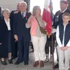 photo raymond levannier entouré de toute sa famille après la remise de sa légion d’honneur.