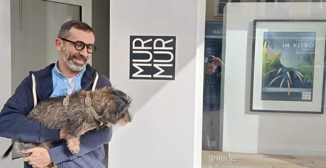 photo  thierry bronchart devant sa galerie.  &copy;  ouest-france 