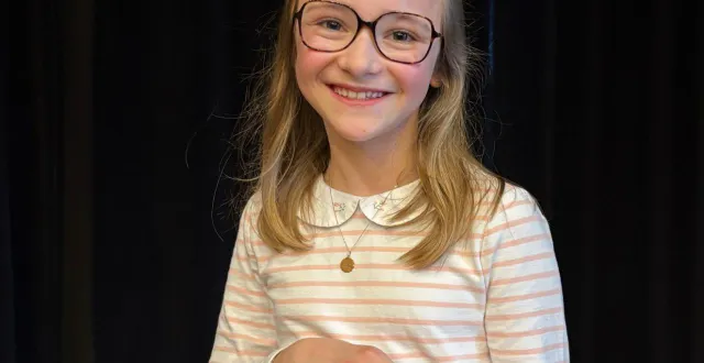 photo  nina, élève de cm1, est lauréate du concours les petits champions de la lecture.  &copy;  co 