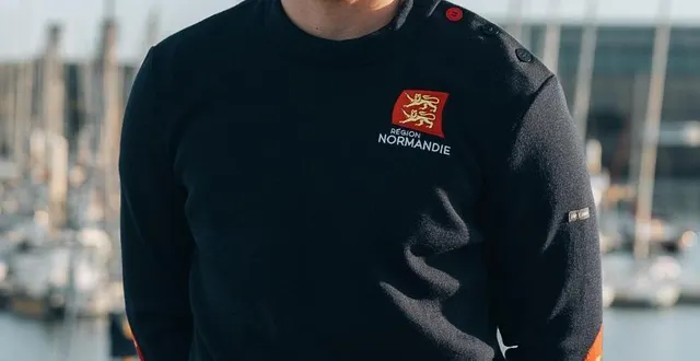 photo  paul cousin va vivre sa première course à la barre du figaro iii région normandie.  &copy;  galliot / région normandie 