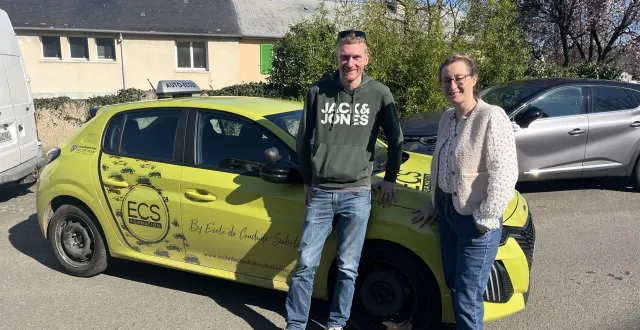 photo  kevin delacroix, moniteur auto-école ecs, et marine binet, formatrice de moniteurs d’auto-école.  &copy;  le maine libre 
