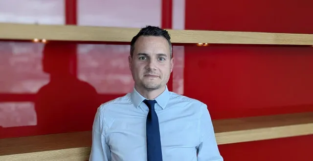 photo  valentin rambault conduit la liste angers 2026 aux élections municipales de mars 2026.  &copy;  ouest-france 