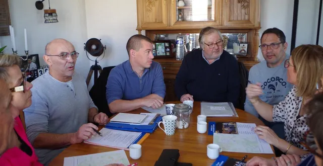 photo  la liste veut répondre aux besoins actuels en préparant l’avenir du village. projet élaboré collégialement par l’équipe.  &copy;  le maine libre 