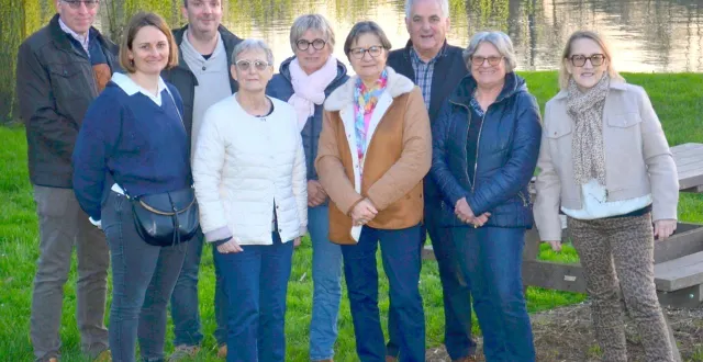 photo  les candidats pour les élections municipales de pincé souhaitent en premier lieu aménager les bords de la sarthe.  &copy;  le maine libre 