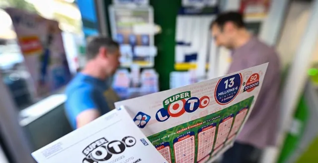 photo  il fait bon de jouer au loto et autres jeux de hasard en maine-et-loire. alors, pourquoi ne pas tenter sa chance vendredi 13 mars ?  &copy;  archives co - josselin clair 