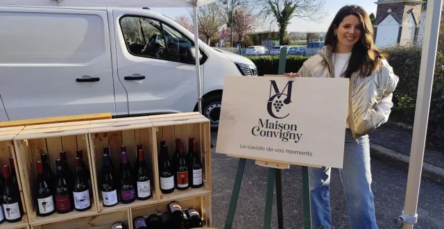 photo  depuis quelques jours, camille deffay de la maison convigny est présente sur les marchés de la région.  &copy;  ouest-france 