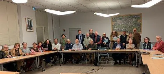 photo  l’équipe municipale, réunie le 2 mars.  &copy;  le maine libre 