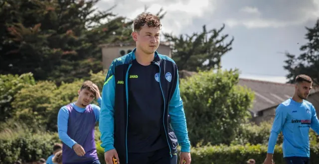 photo  pour sa première saison à la tête de l’équipe b du fc nueillaubiers, alors en d2, matthieu biraud avait atteint les demi-finales de la coupe des deux-sèvres, le 25 mai 2025.  &copy;  archives co - jordan magneron 