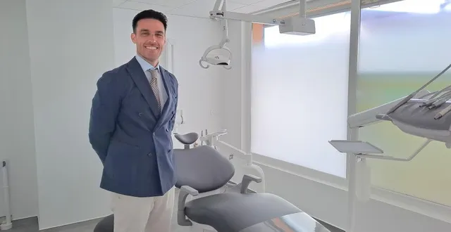 photo  le dr antonio berral-gutierrez, dans le nouveau cabinet dentaire qui doit ouvrir fin mars 2026.   &copy;  le maine libre 