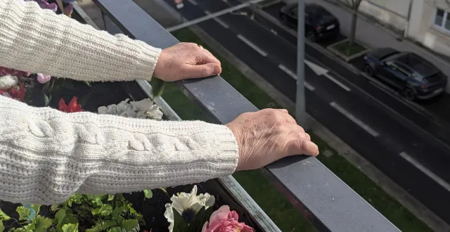 photo  comme dans tous les pays de la loire, les plus de 65 ans représentent autour de 20   de la population. et elle s'accroche bien à la barre.  &copy;  ouest-france 