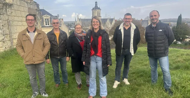 photo  beaufort-en-anjou, le 10 décembre 2025. emmanuel martineau, alain remigereau, nathalie pironneau-poitevin, audrey guillemot (tête de liste), stéphane raux et gilles paré comptent parmi les membres fondateurs de la liste.  &copy;  co - christophe ricci 