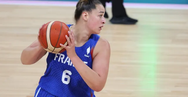 photo  alexia chery contre le canada, lors du premier tour du tournoi de basket des jeux olympiques de paris 2024, le 29 juillet au stade pierre-mauroy de villeneuve-d’ascq.  &copy;  photopqr/voix du nord/maxppp 
