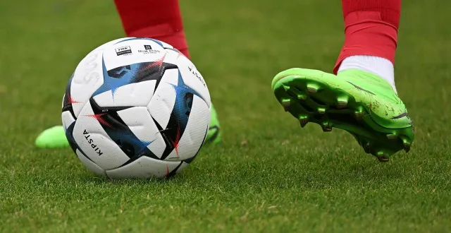 photo  le club réclame un terrain synthétique.  &copy;  photo d’illustration le courrier de l’ouest – josselin clair 