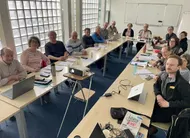 photo  près d’une vingtaine de membres d’un collectif appelé pacte du pouvoir de vivre ont fait un point sur leurs travaux et constats pendant la campagne municipale, lundi 9 mars 2026, dans les locaux d’un syndicat, à nantes (loire-atlantique). 