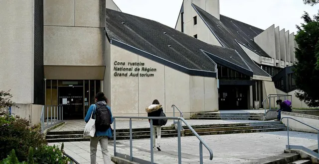 photo  mis en cause pour son comportement avec des élèves mineurs, un professeur d’instrument du conservatoire de caen (ici l’entrée principale) a été suspendu puis mis à pied à deux reprises, en 2024 et 2025, bien que certains faits aient été écartés.  &copy;  archive martin roche/ ouest-france 