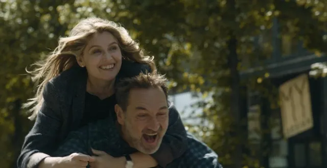 photo  lætitia casta dans le crime du 3e étage  &copy;  snd films 