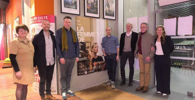 photo  de gauche à droite : patricia maussion, bruno thuia, julien triger, david roux, marc rondeau, anthony murphy et la facilitatrice à la direction de l’office de tourisme, alexandra brisson.  &copy;  ouest-france 