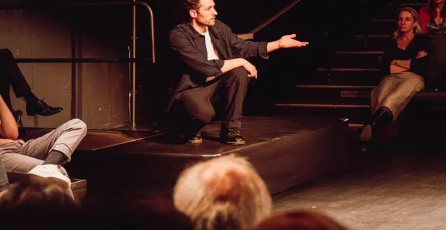 photo  « l’abolition des privilèges », adaptée du roman de bertrand guillot : un solo virtuose porté par maxime taffanel.  &copy;  ©blokaus808-20 