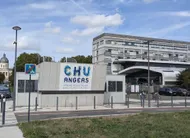 photo  le chu d’angers répond à un candidat aux élections municipales 2026. 