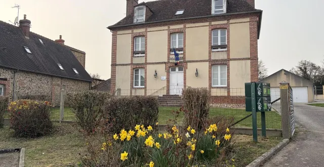 photo  le village de saint-martin-d’ecublei voit trois listes s’affronter au premier tour des élections municipales 2026.  &copy;  ouest-france 