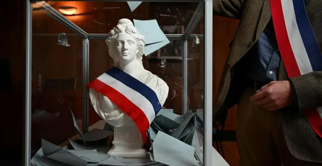 photo  le premier tour des élections municipales se déroule dimanche 15 mars 2026.  &copy;  archives co josselin clair 