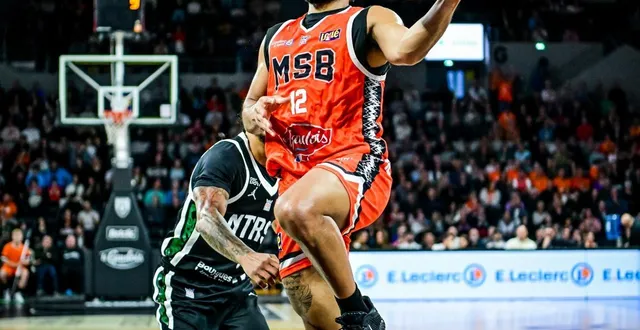 photo  trevor hudgins est le pilier offensif du msb.  &copy;  le maine libre - yvon loué 
