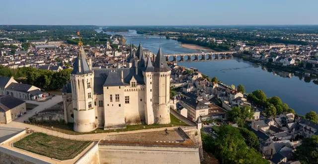 photo  quatre listes s’affrontent à saumur pour ces élections municipales 2026. deux à gauche, deux à droite…  &copy;  archives ouest france / franck dubray 