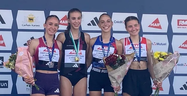 photo  la niortaise rose simonneau-violleau (à droite) a décroché la médaille de bronze chez les cadettes lors des championnats de france de cross-country.  &copy;  guy-marie guéret 